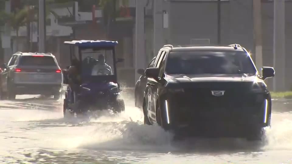 King tides flood South Florida as worse is expected through Monday